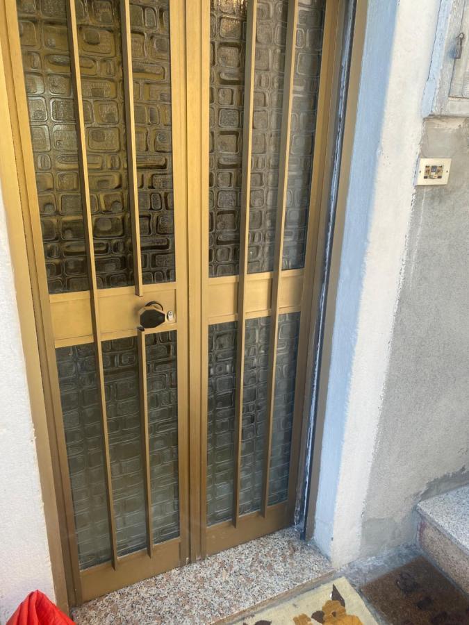“Casa Rosi” Appartamento In Zona Medievale 皮索涅 外观 照片